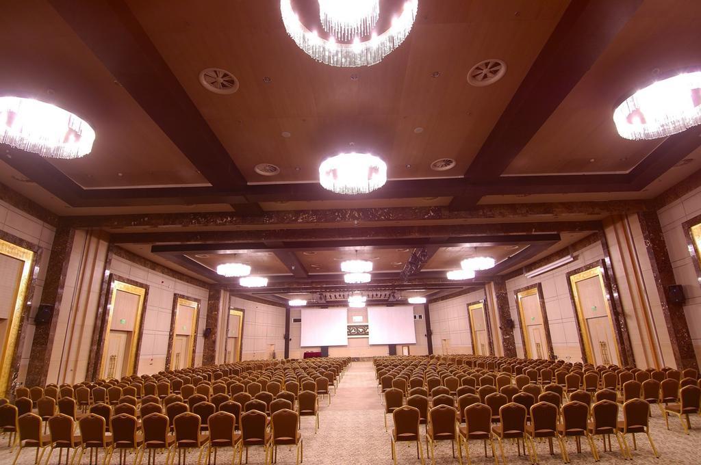 Dedeman Konya Hotel Convention Center Luaran gambar